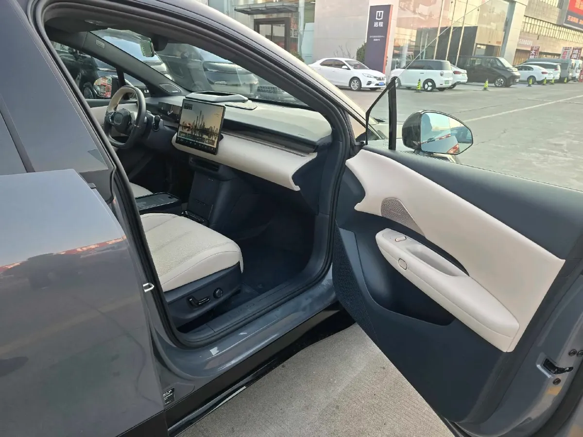 2025 Dongfeng Z9 2.0T 258HP L4 8AT,autocango,china used car exporter,china ev exporter,chinese used car exporter,chinese used ev exporter