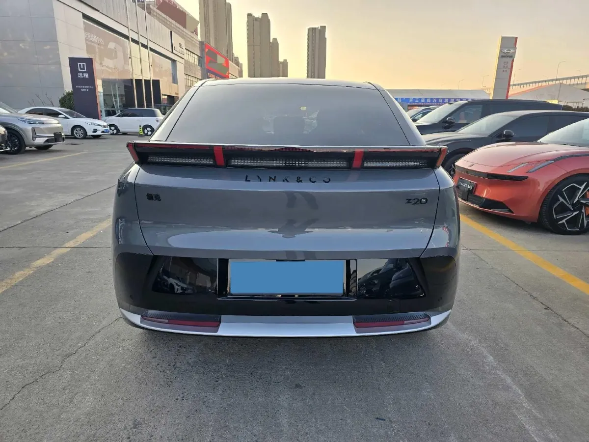 2025 Dongfeng Z9 2.0T 258HP L4 8AT,autocango,china used car exporter,china ev exporter,chinese used car exporter,chinese used ev exporter