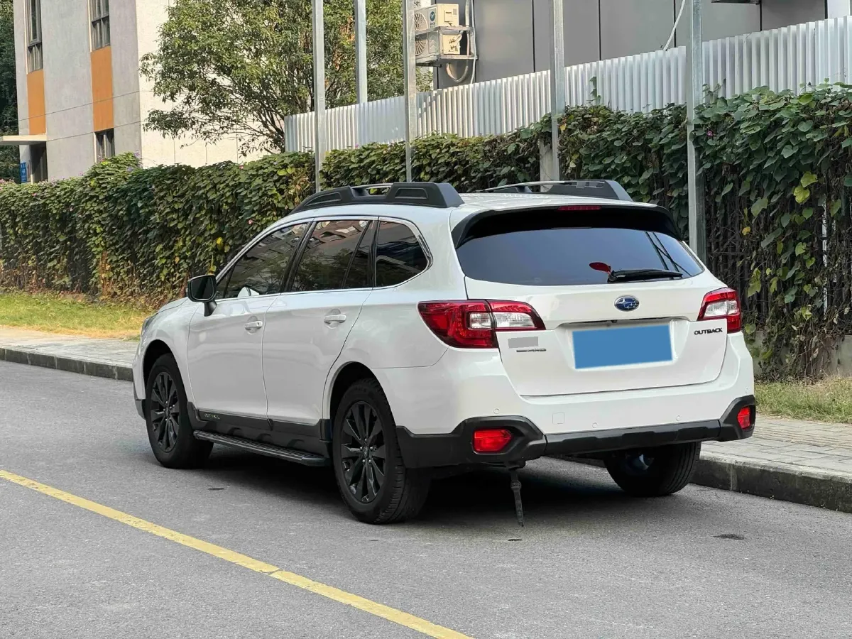 2020 Subaru Outback 2.5L 171HP H4 CVT,autocango,china used car exporter,china ev exporter,chinese used car exporter,chinese used ev exporter