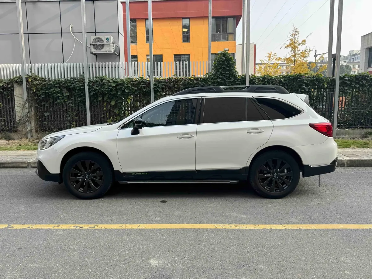 2020 Subaru Outback 2.5L 171HP H4 CVT,autocango,china used car exporter,china ev exporter,chinese used car exporter,chinese used ev exporter