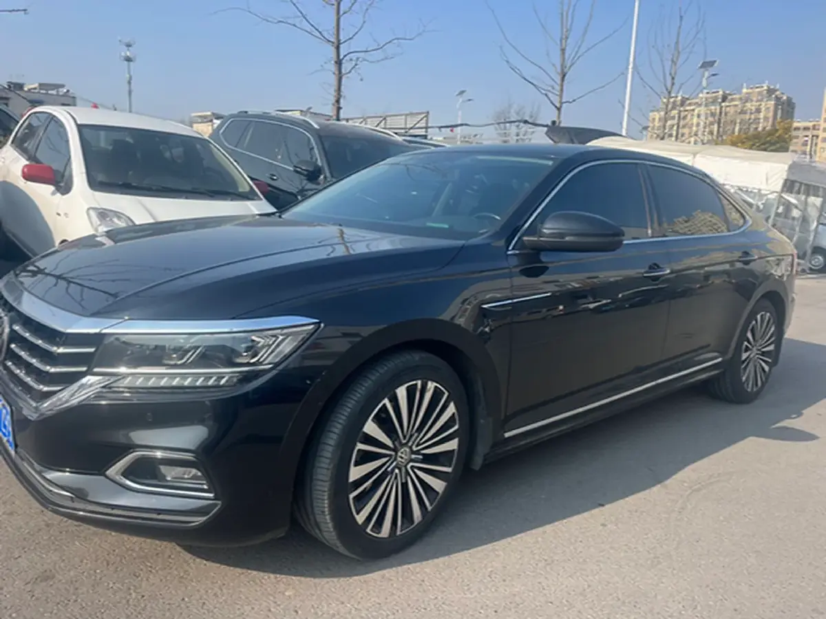 2019 Volvo V40 1.5T 152HP L4 6AT