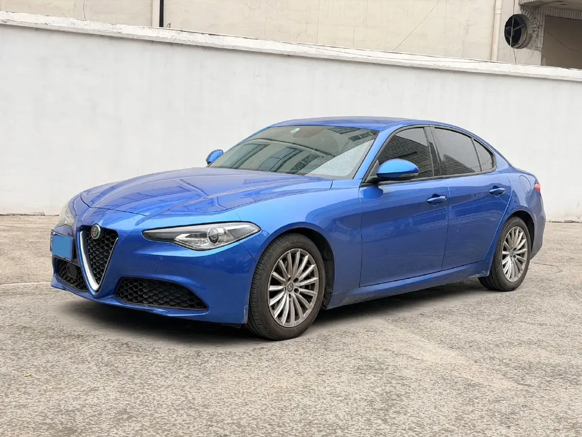 2017 Toyota Highlander 2.0T 220HP L4 6AT