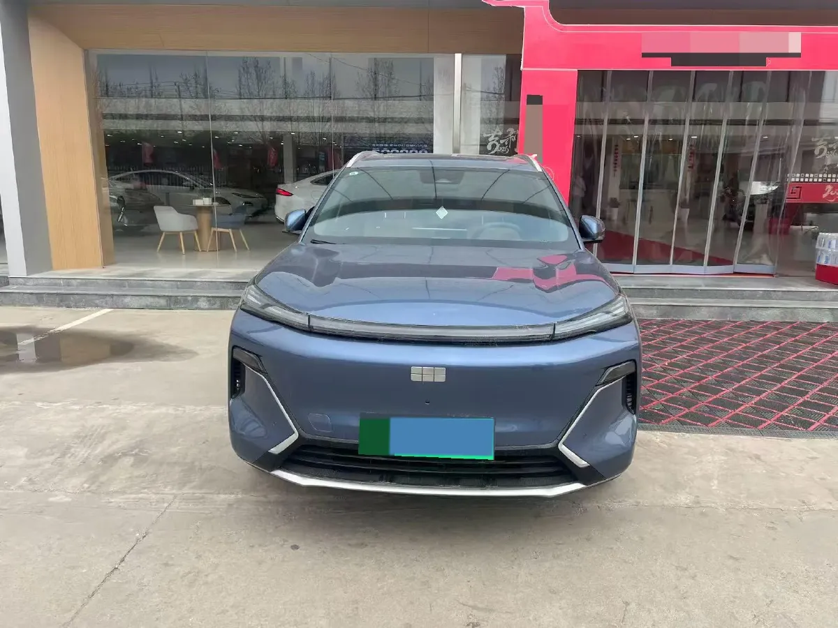 2025 Skyworth HT-i 1.5T 156HP L4 1DHT PHEV,autocango,china used car exporter,china ev exporter,chinese used car exporter,chinese used ev exporter