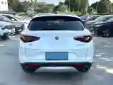 2017 Alfa Romeo Stelvio 2.0T 280HP L4 8AT