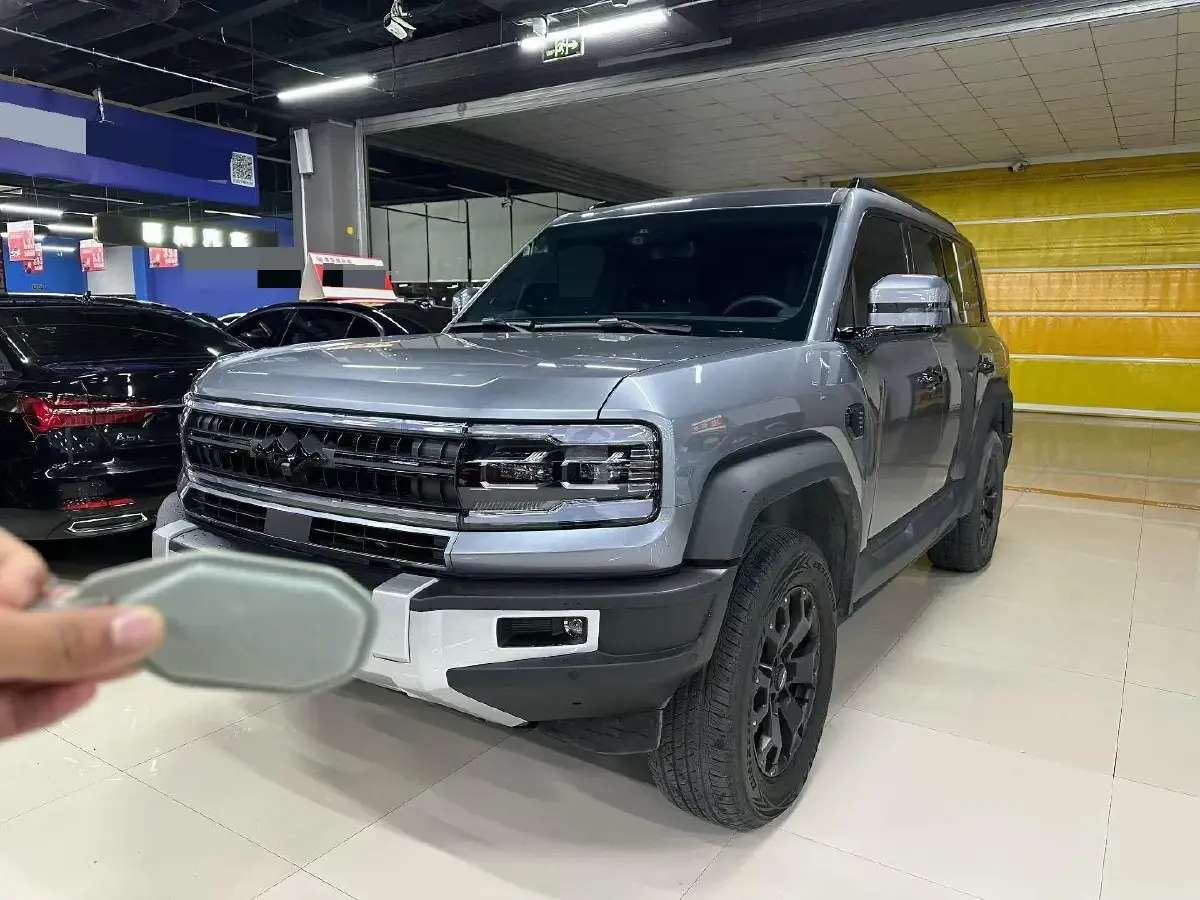 2023 FangChengBao Bao 5 1.5T 194HP L4 E-CVT PHEV 31.8KWH