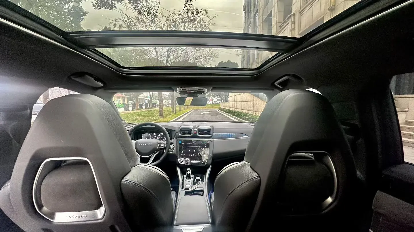 2021 LYNK&CO 03 New Energy 1.5T 180HP L3 7DCT PHEV 9.4KWH,autocango,china used car exporter,china ev exporter,chinese used car exporter,chinese used ev exporter