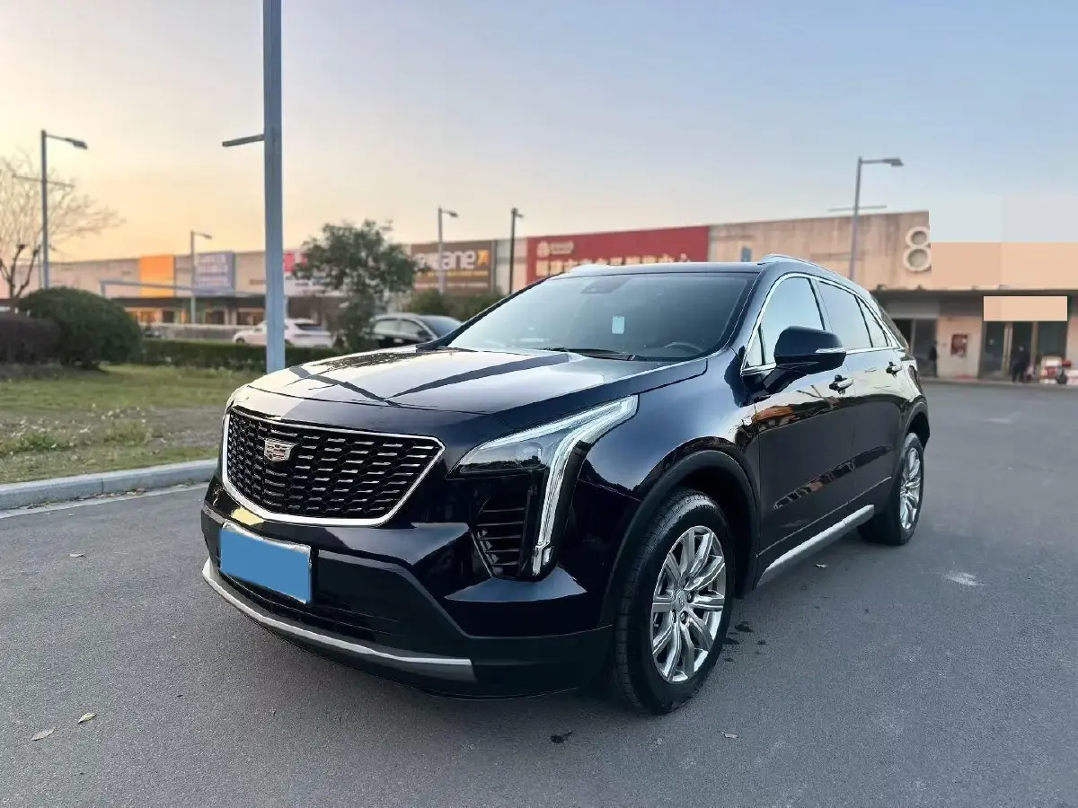 2022 Cadillac XT4 2.0T 237HP L4 9AT