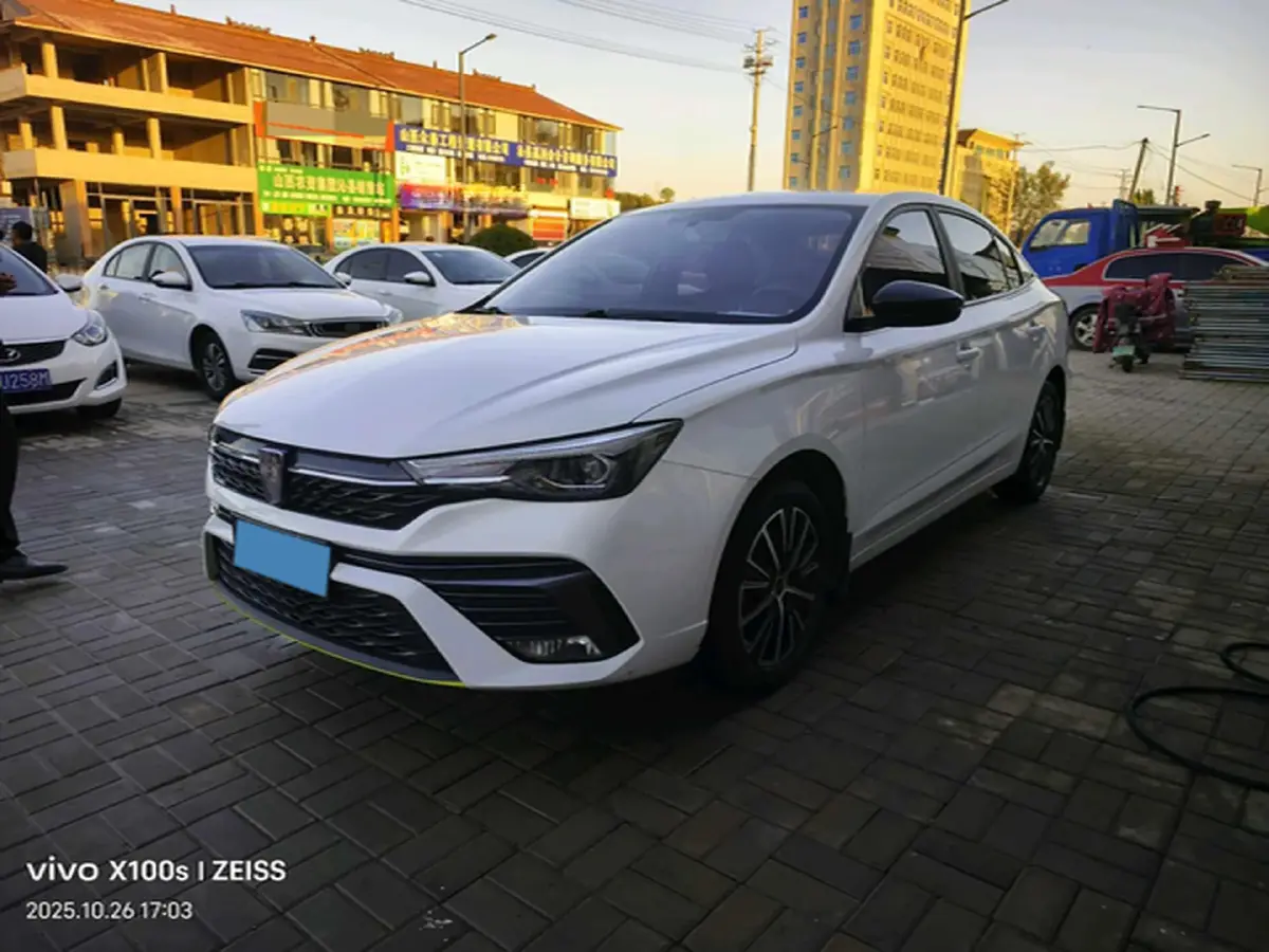 2021 Roewe i5 1.5L 120HP L4 5MT