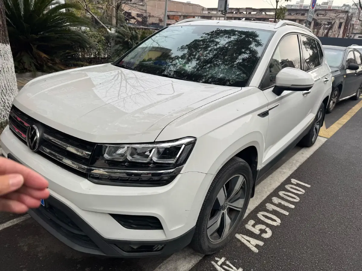 2021 Volkswagen Tharu 1.4T 150HP L4 7DCT