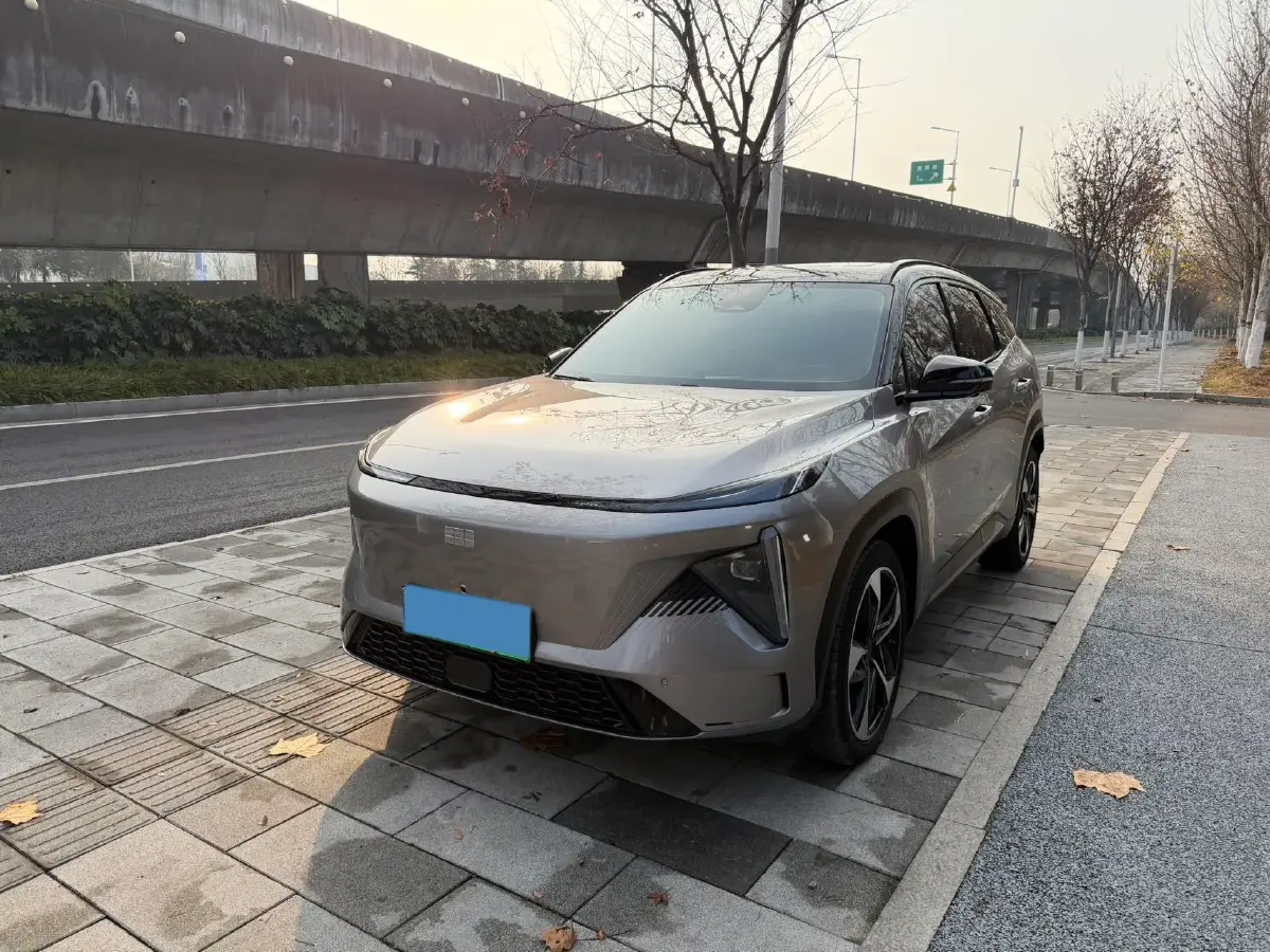 2024 Geely Galaxy L7 1.5T 163HP L4 3DHT PHEV 18.7KWH