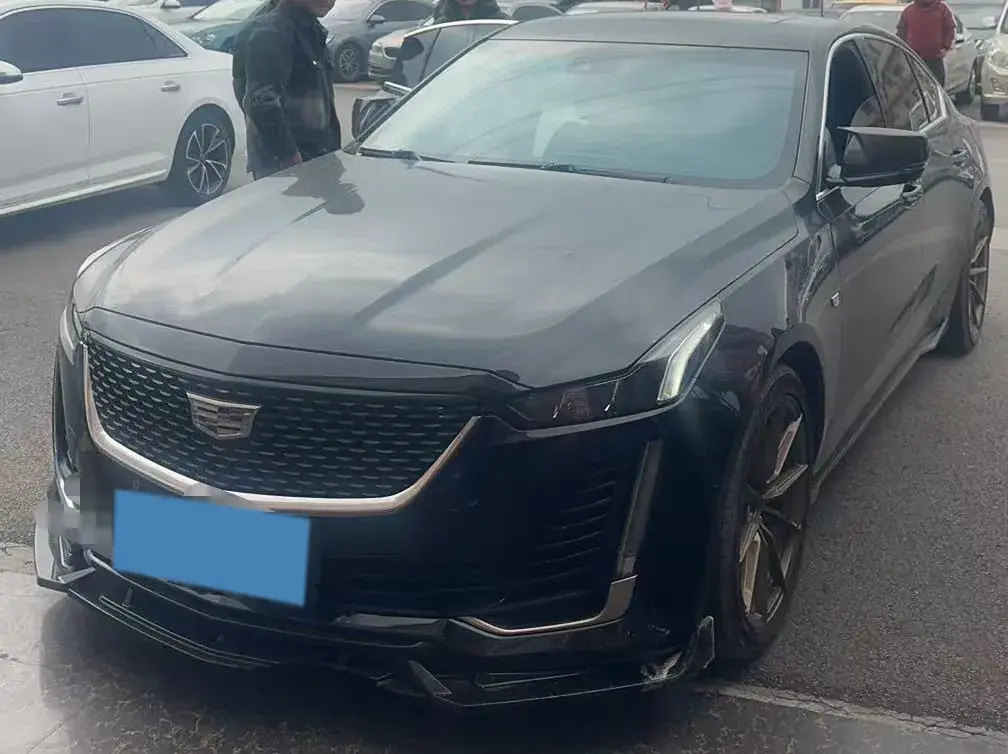 2022 Cadillac CT5 2.0T 237HP L4 10AT