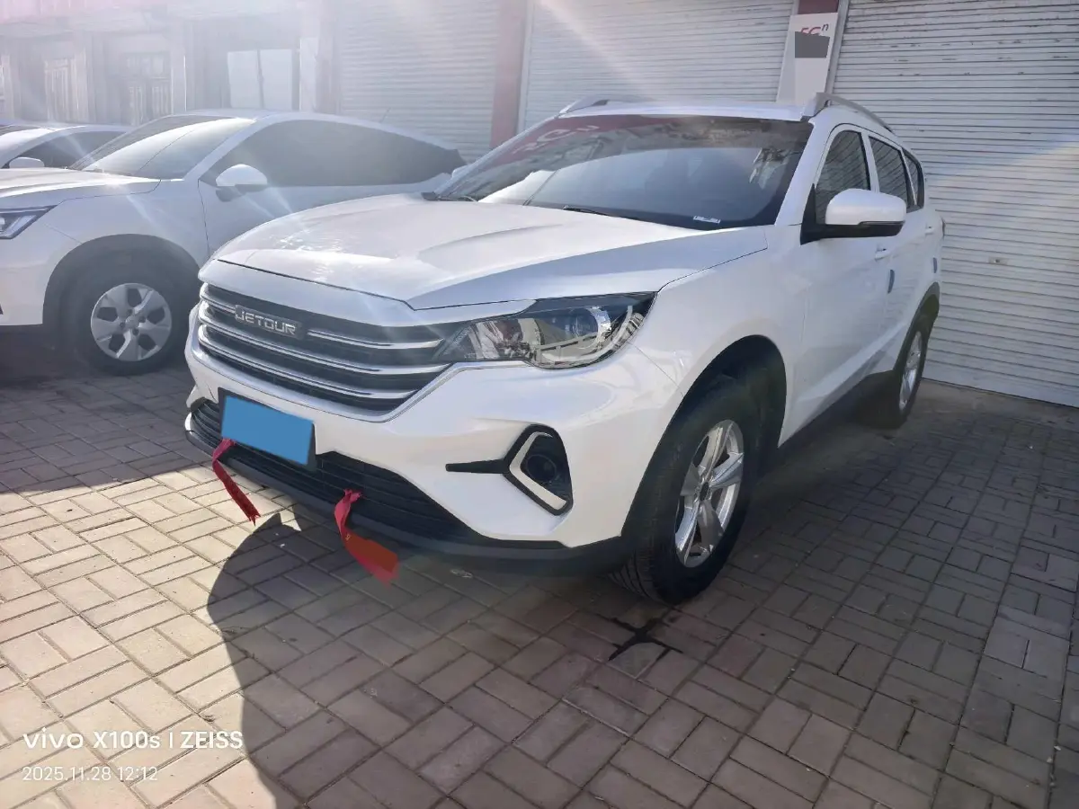 2022 Jetour X70M 1.5T 156HP L4 6MT