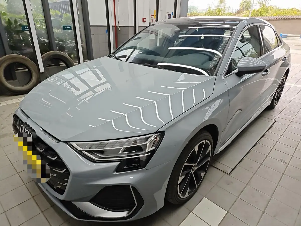 2025 Audi A3 1.5T 160HP L4 7DCT