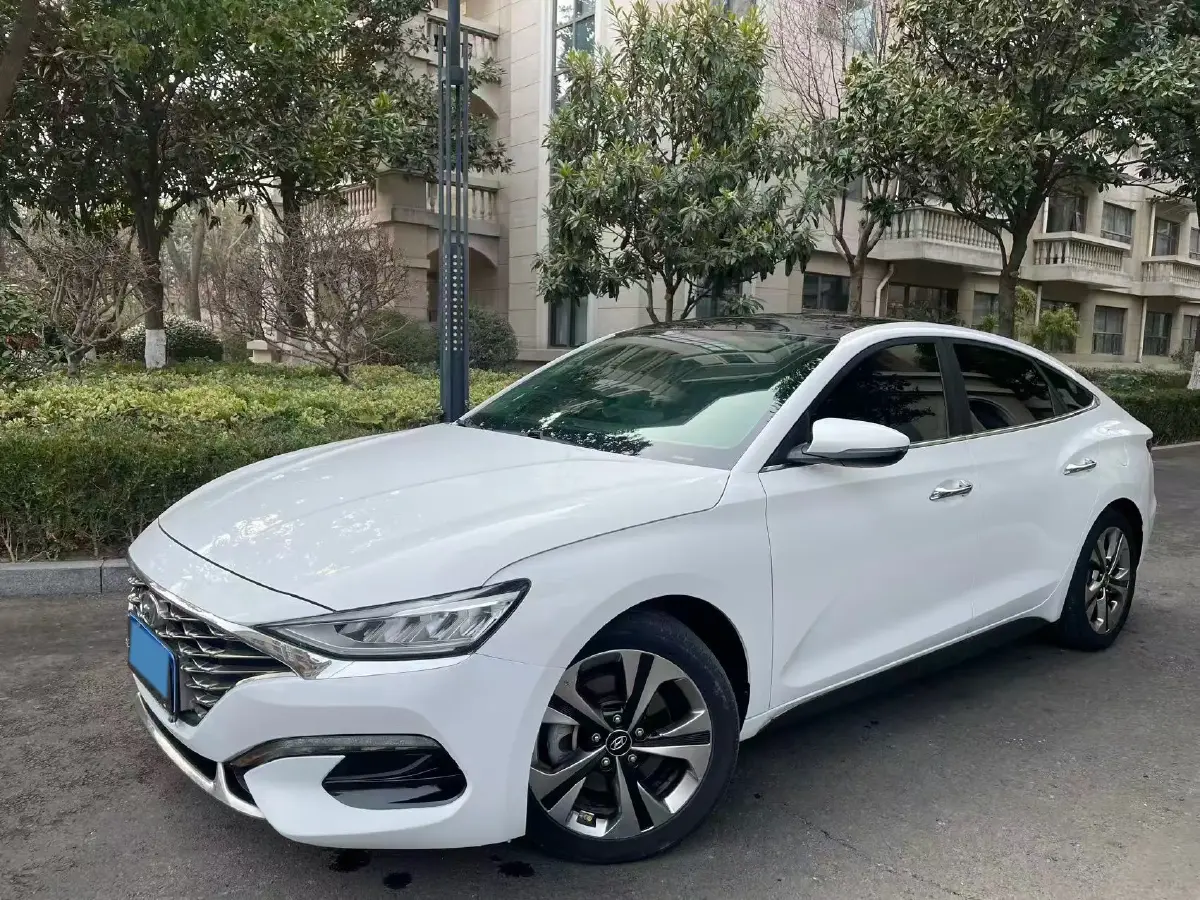 2019 Hyundai La Festa 1.6T 204HP L4 7DCT