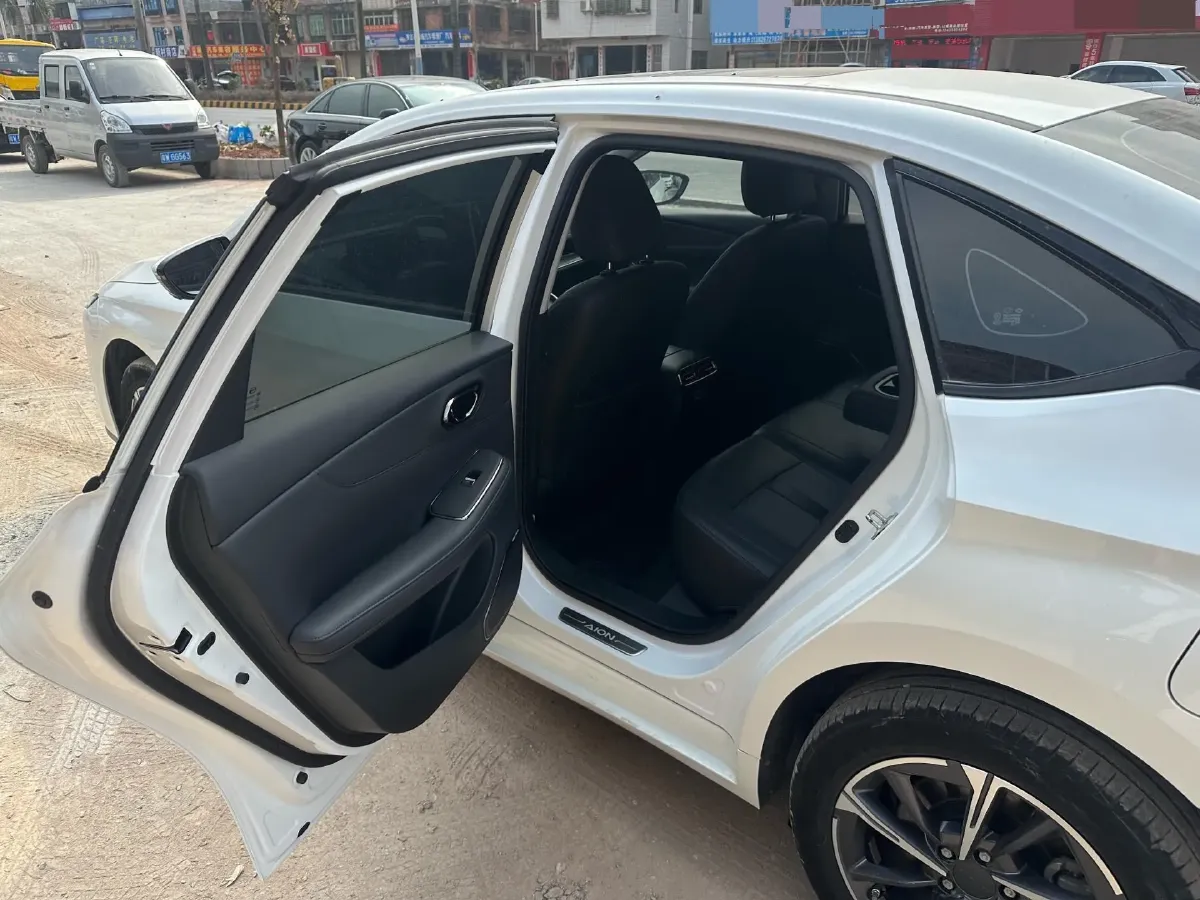 2024 ChangAn LanTuoZhe 2.0T 233HP L4 8AT,autocango,china used car exporter,china ev exporter,chinese used car exporter,chinese used ev exporter