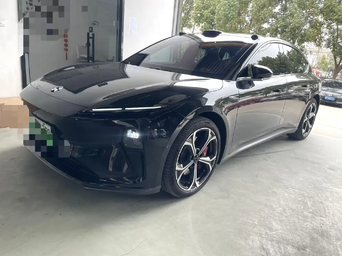 2024 NIO ET5 BEV 75KWH