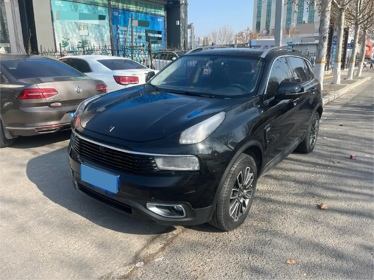 2020 LYNK&CO 01 2.0T 190HP L4 6AT