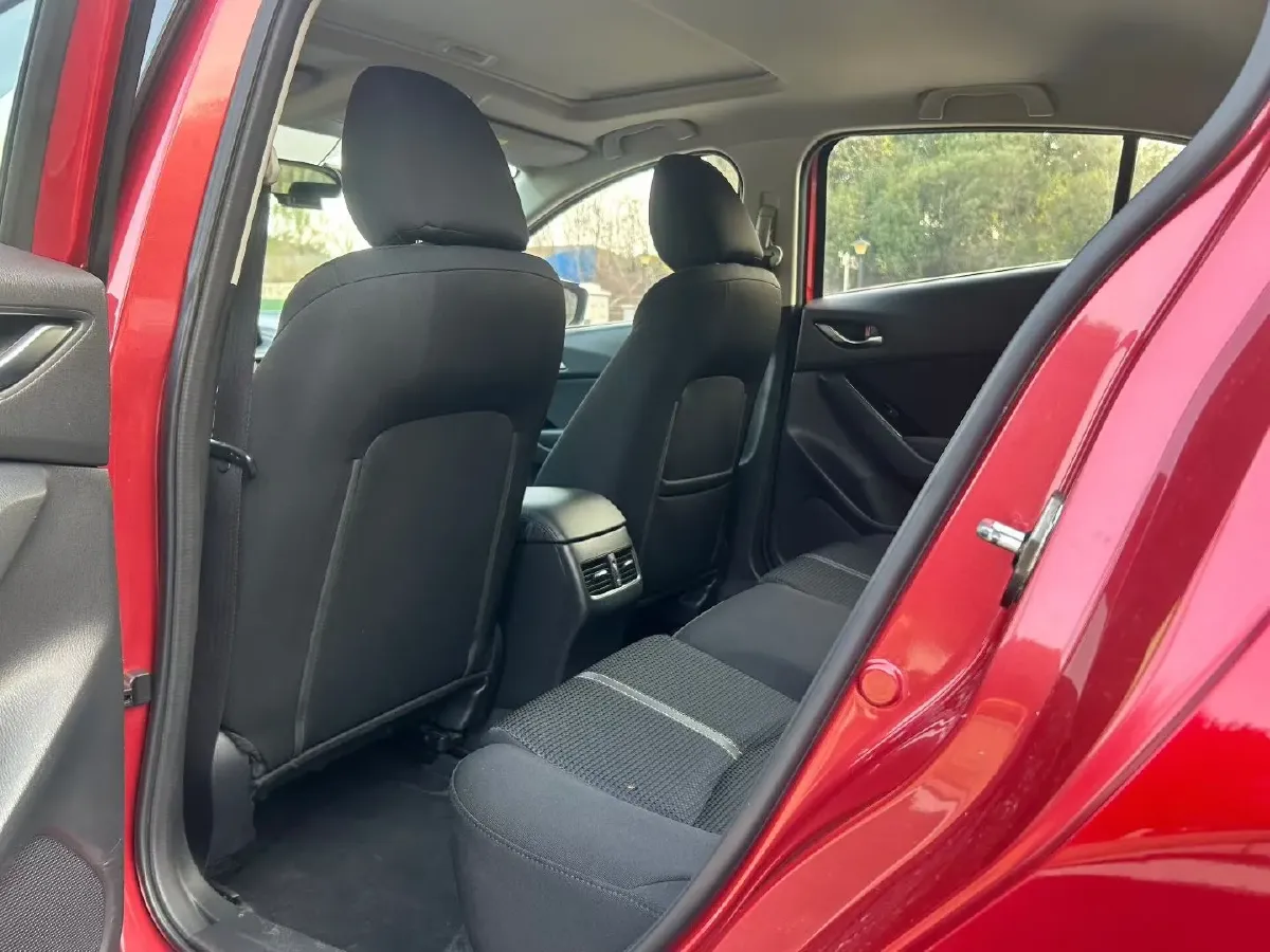 2017 Mazda 3 Axela 1.5L 117HP L4 6AT,autocango,china used car exporter,china ev exporter,chinese used car exporter,chinese used ev exporter