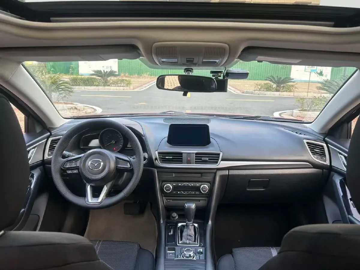 2017 Mazda 3 Axela 1.5L 117HP L4 6AT,autocango,china used car exporter,china ev exporter,chinese used car exporter,chinese used ev exporter