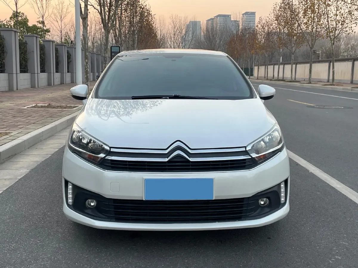 2018 Citroen C4 C-Quatre 1.6L 117HP L4 6AT,autocango,china used car exporter,china ev exporter,chinese used car exporter,chinese used ev exporter