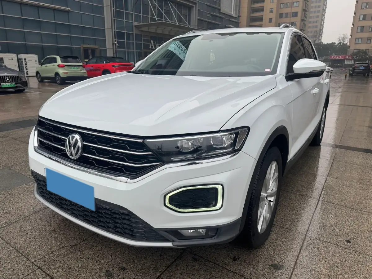 2020 Volkswagen T-Roc 1.4T 131HP L4 7DCT