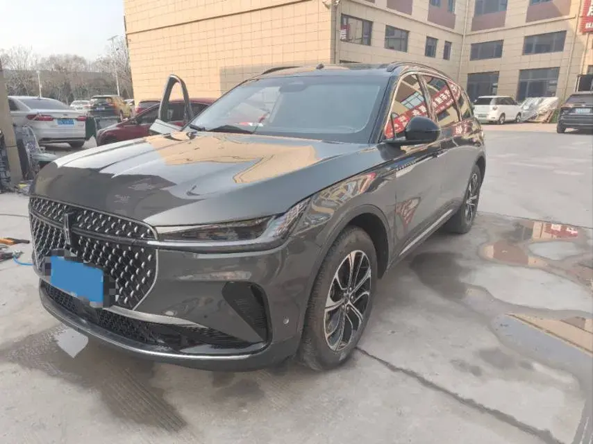 2023 Lincoln Nautilus 2.0T 261HP L4 8AT