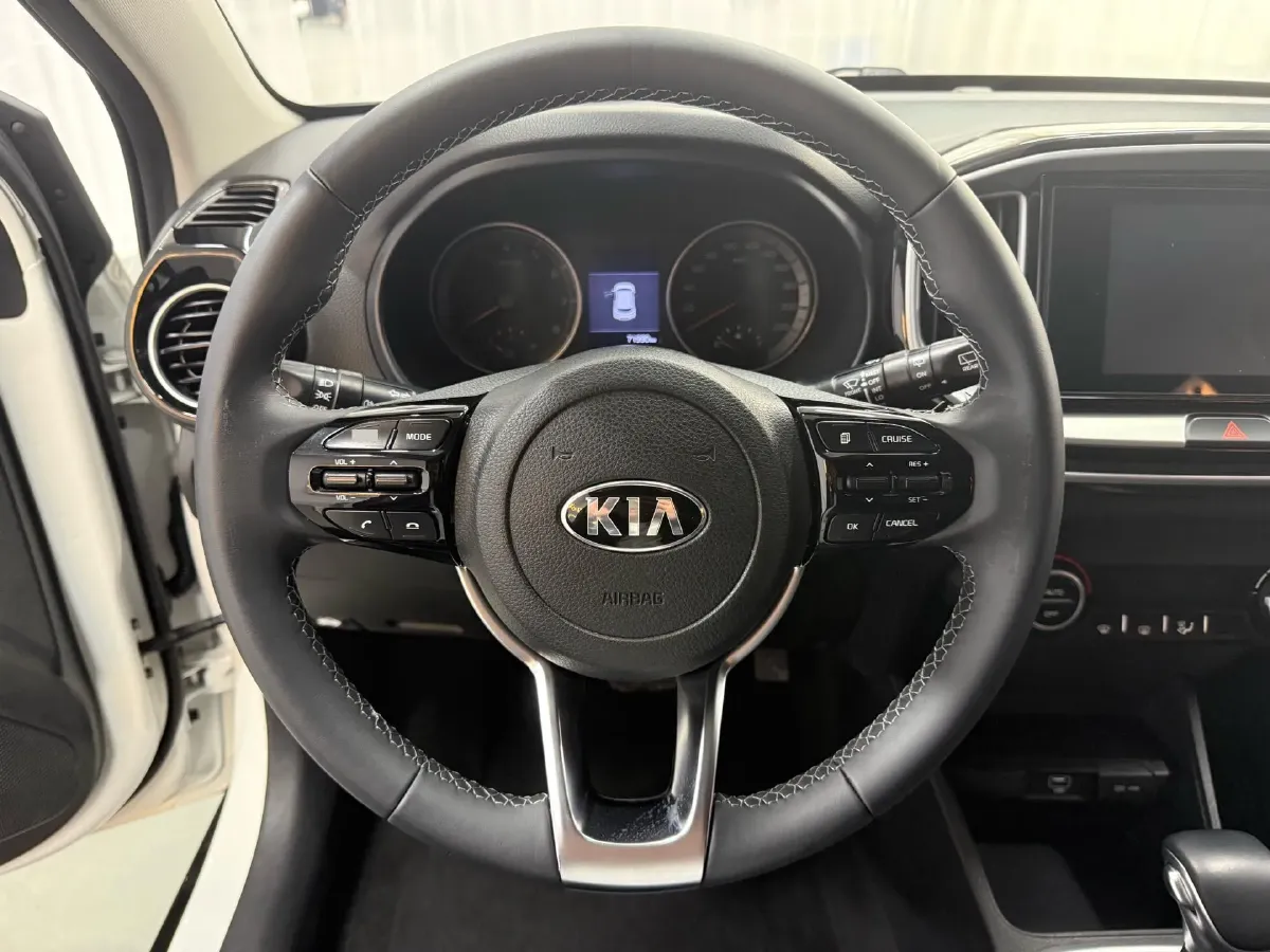 2021 Kia KX1 1.4L 100HP L4 CVT,autocango,china used car exporter,china ev exporter,chinese used car exporter,chinese used ev exporter
