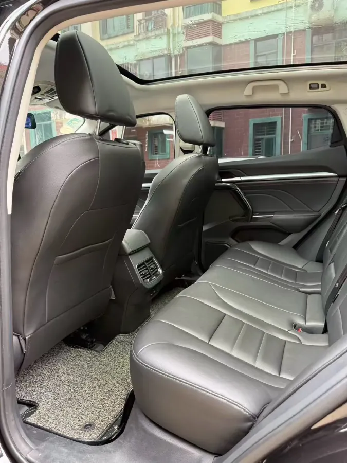 2018 Haval F5 1.5T 169HP L4 7DCT,autocango,china used car exporter,china ev exporter,chinese used car exporter,chinese used ev exporter