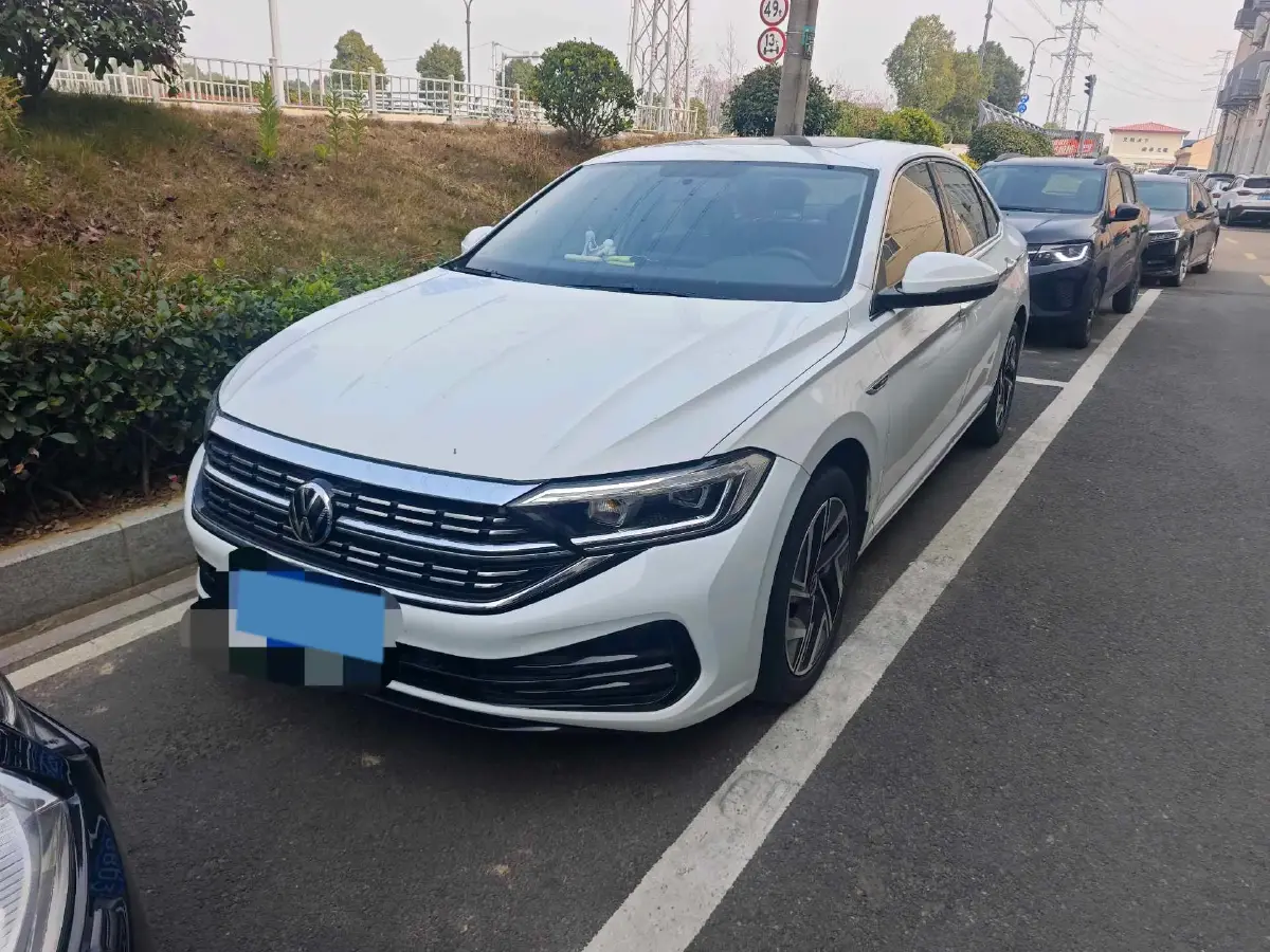 2023 Volkswagen Sagitar 1.4T 150HP L4 7DCT