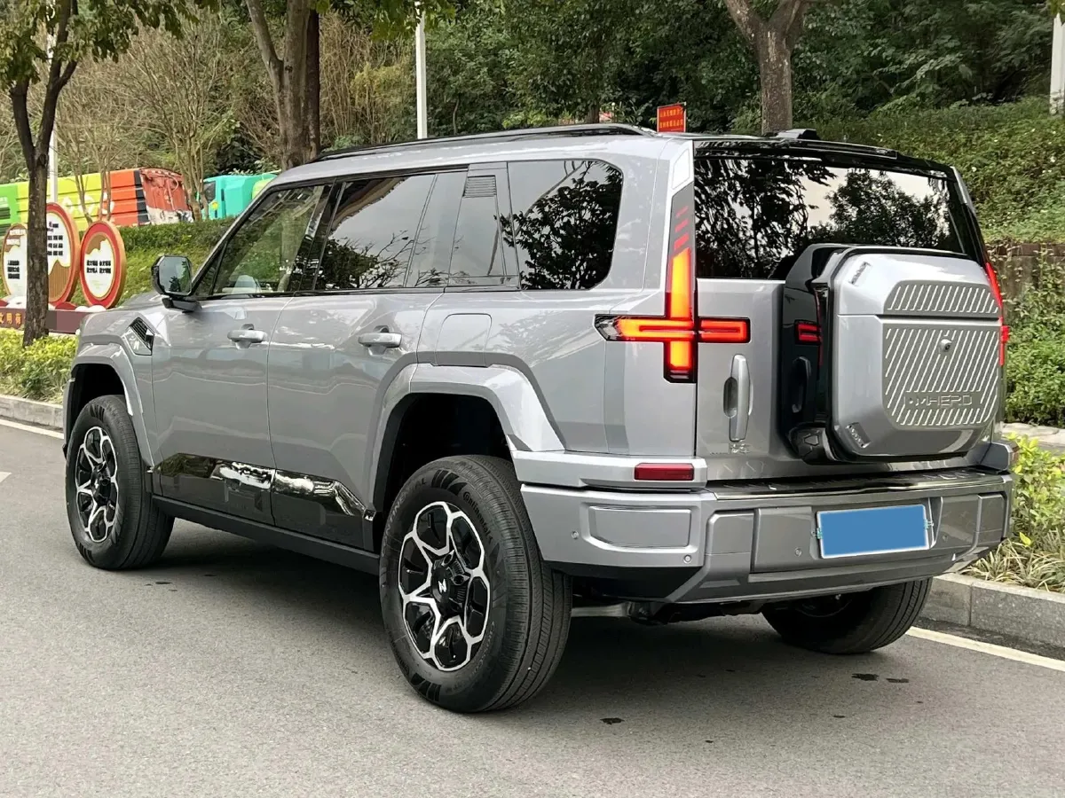 2025 Jetour Zongheng G700 2.0T 211HP L4 2DHT PHEV,autocango,china used car exporter,china ev exporter,chinese used car exporter,chinese used ev exporter