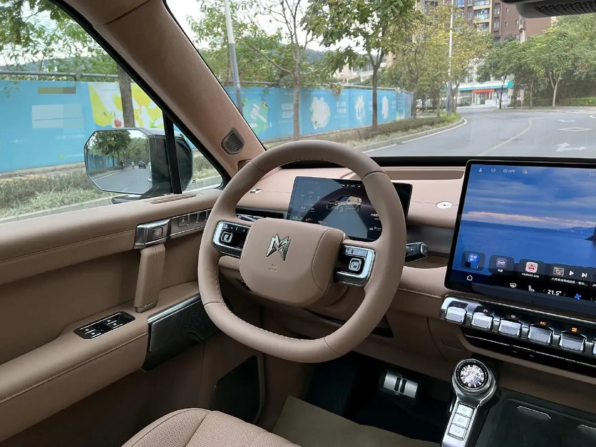 2025 Jetour Zongheng G700 2.0T 211HP L4 2DHT PHEV,autocango,china used car exporter,china ev exporter,chinese used car exporter,chinese used ev exporter