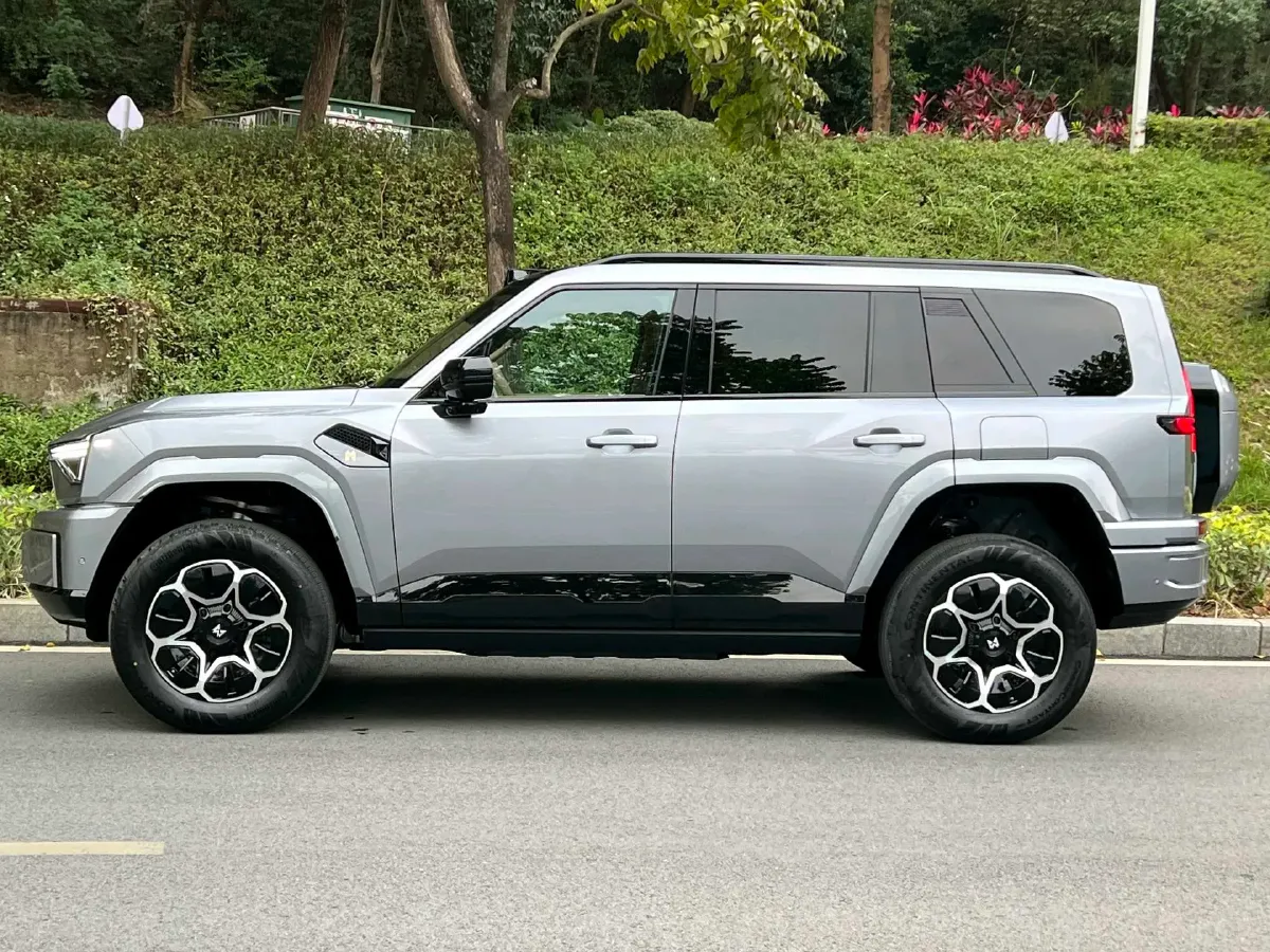 2025 Jetour Zongheng G700 2.0T 211HP L4 2DHT PHEV,autocango,china used car exporter,china ev exporter,chinese used car exporter,chinese used ev exporter