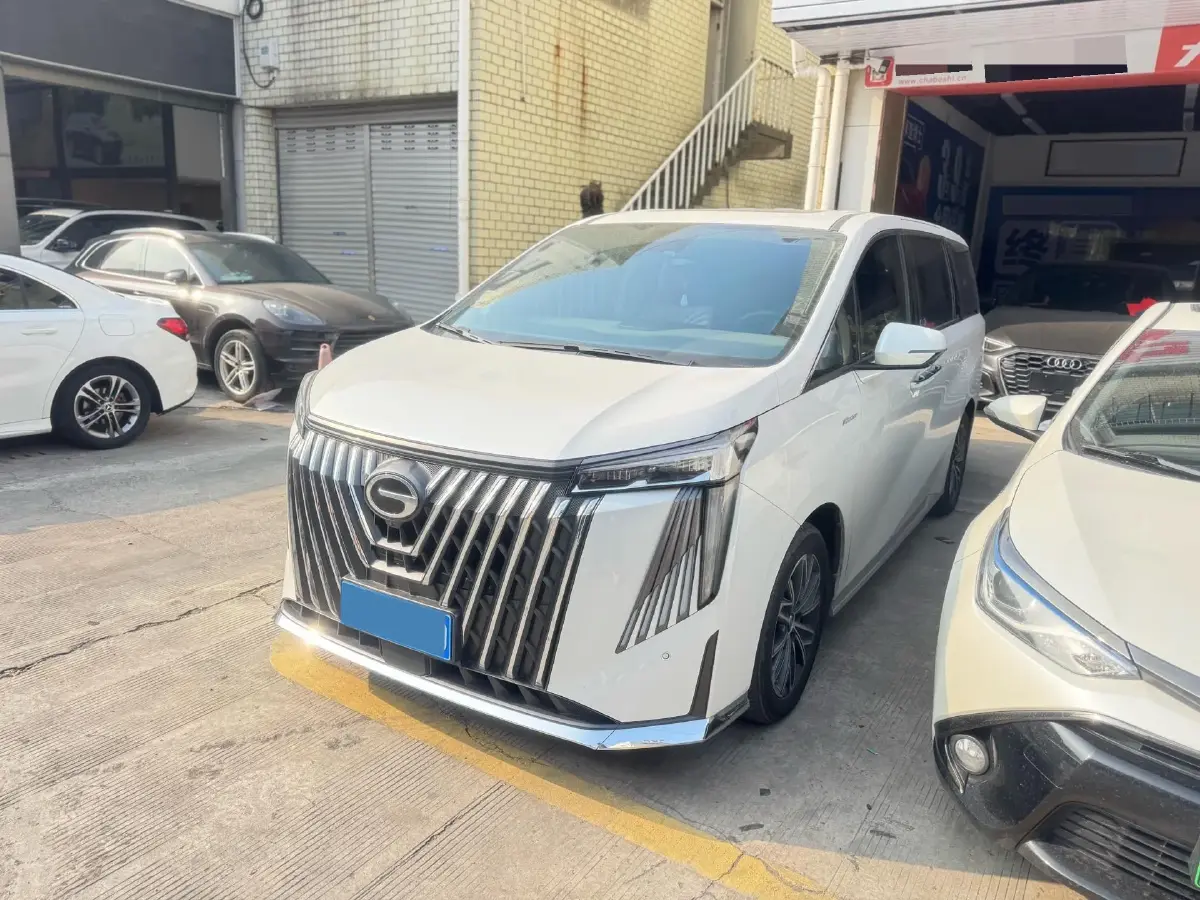 2024 GAC Trumpchi M8 2.0T 252HP L4 8AT