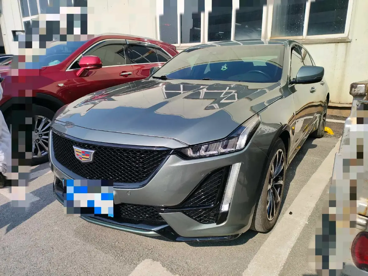 2022 Cadillac CT5 2.0T 237HP L4 10AT