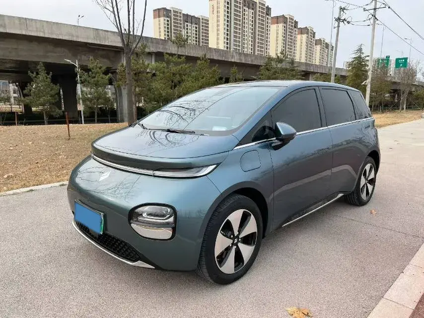 2023 BaoJun Cloud BEV 50.6KWH