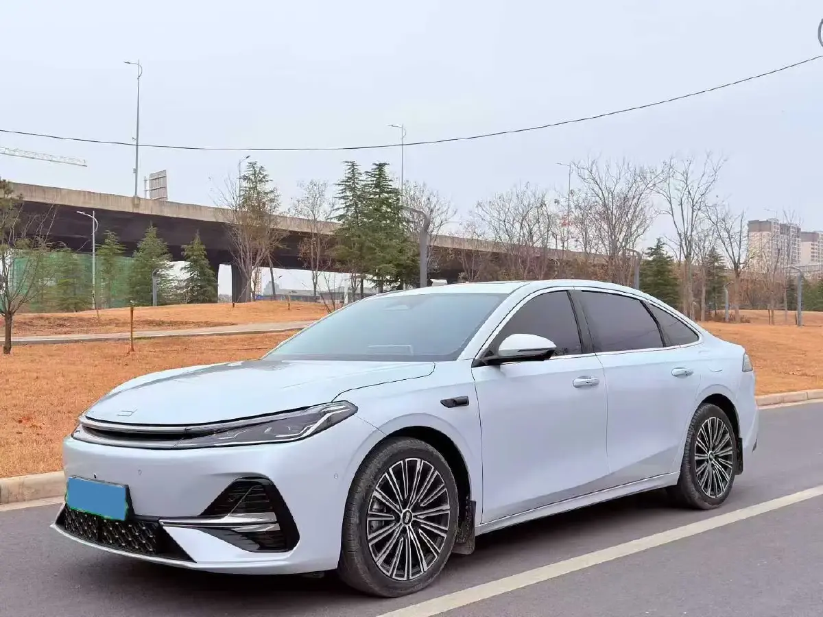2025 Geely Galaxy A7 1.5L 112HP L4 1DHT PHEV