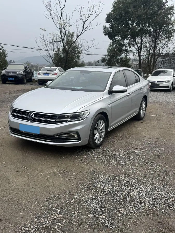 2021 Volkswagen Bora 1.5L 113HP L4 6AT