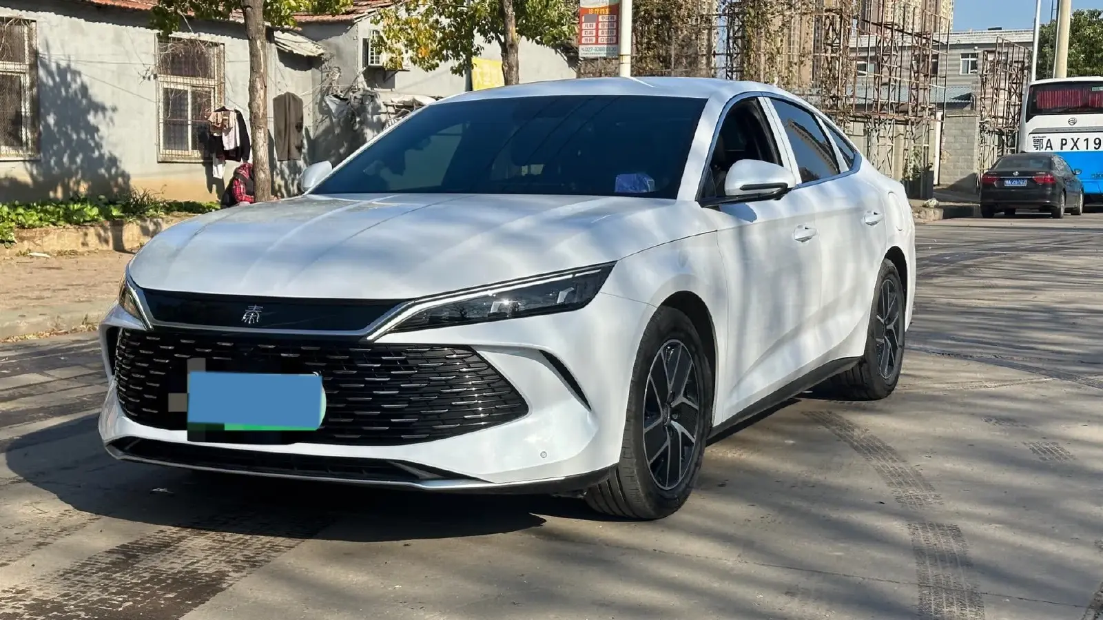 2024 BYD QinL 1.5L 101HP L4 E-CVT PHEV 10.08KWH