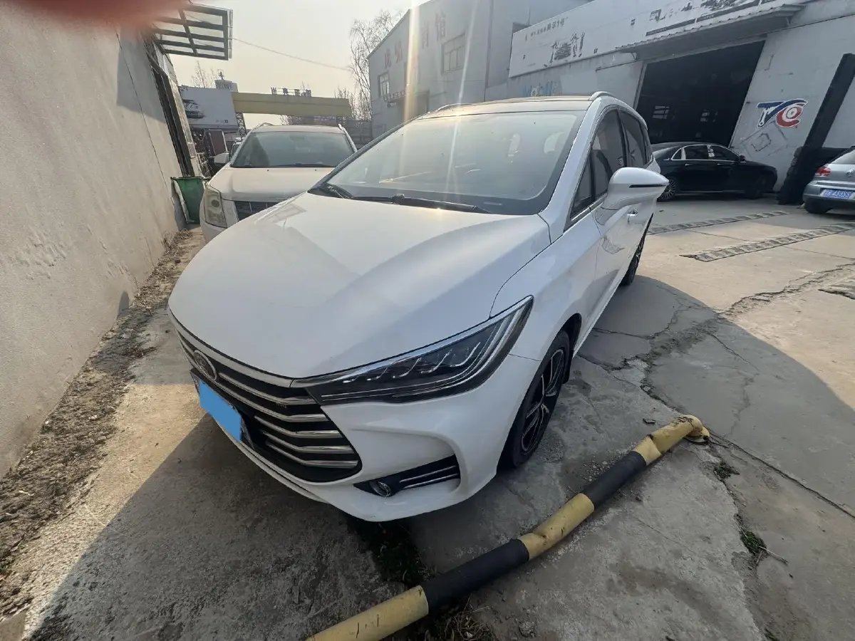 2017 BYD Song MAX 1.5T 154HP L4 6DCT