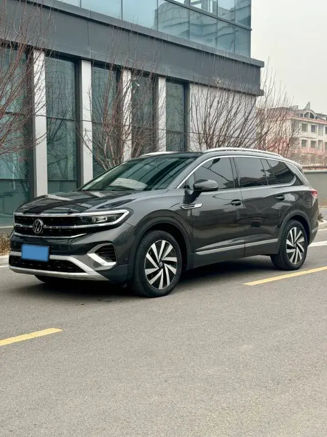 2021 Volkswagen Talagon 2.0T 220HP L4 7DCT