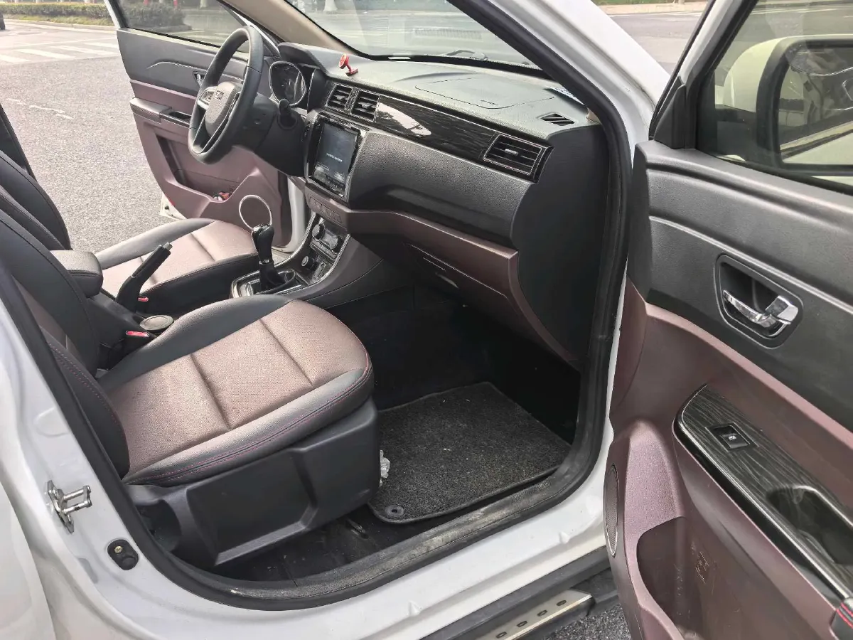 2017 JAC Refine S3 1.5L 113HP L4 6MT,autocango,china used car exporter,china ev exporter,chinese used car exporter,chinese used ev exporter