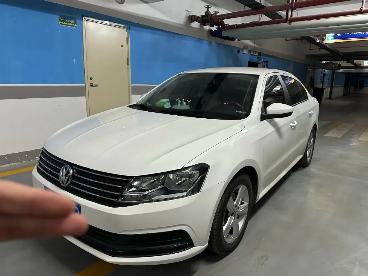 2017 Volkswagen Lavida 1.6L 110HP L4 6AT