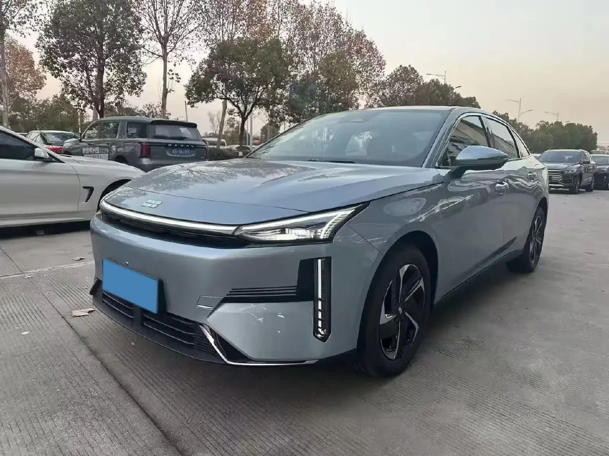 2025 BYD Sea Lion 05 DM-i 1.5L 101HP L4 E-CVT PHEV 12.9KWH