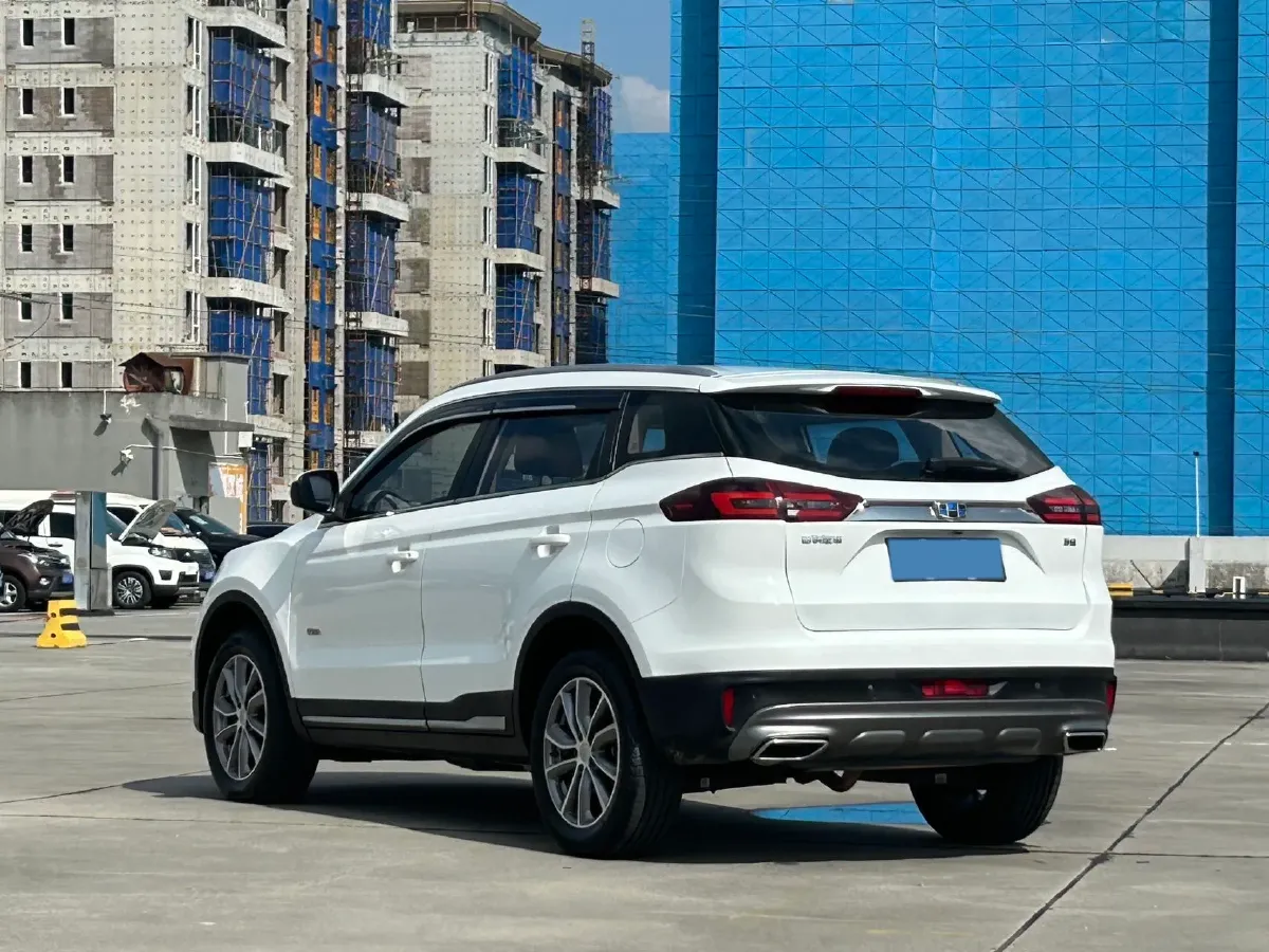 2017 Bestune X80 2.0L 147HP L4 6AT,autocango,china used car exporter,china ev exporter,chinese used car exporter,chinese used ev exporter