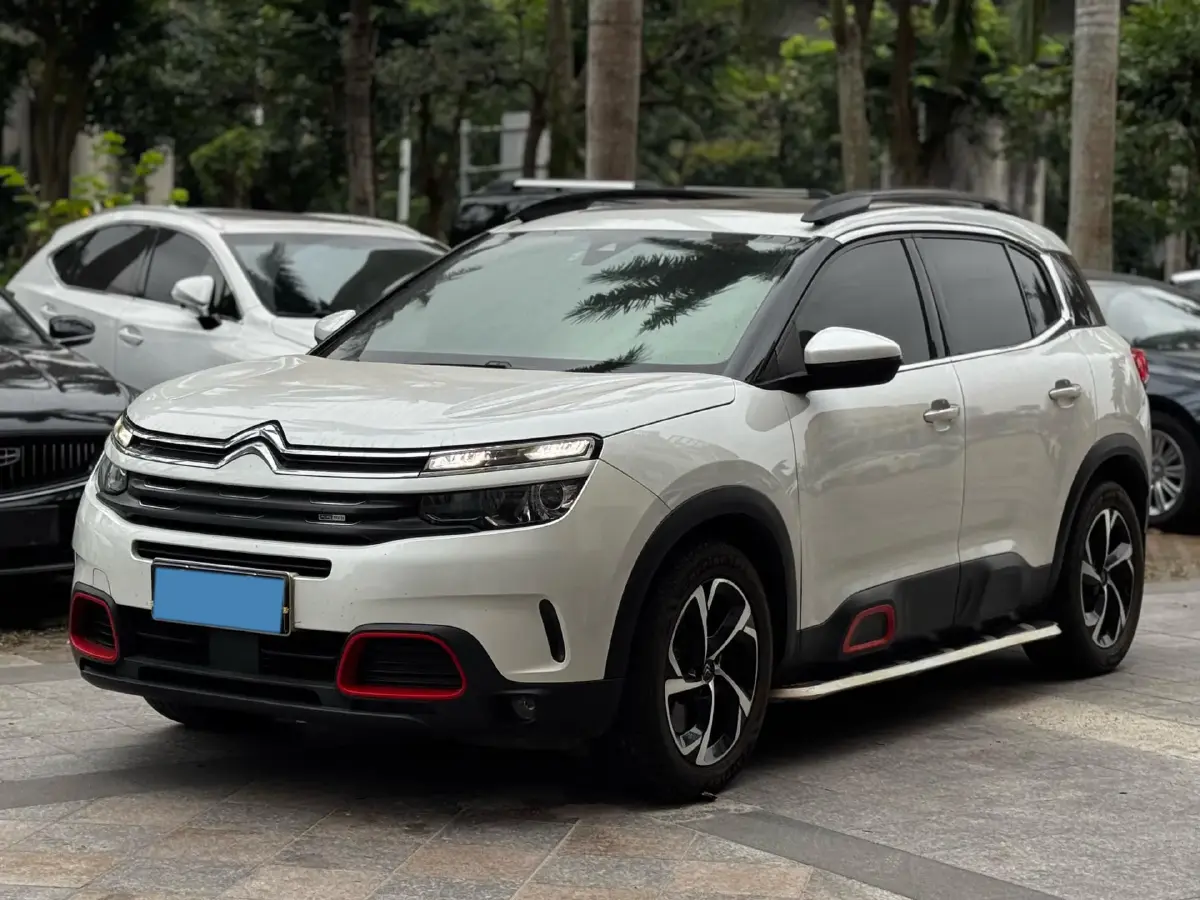 2019 Citroen C5 Aircross 1.8T 204HP L4 6AT