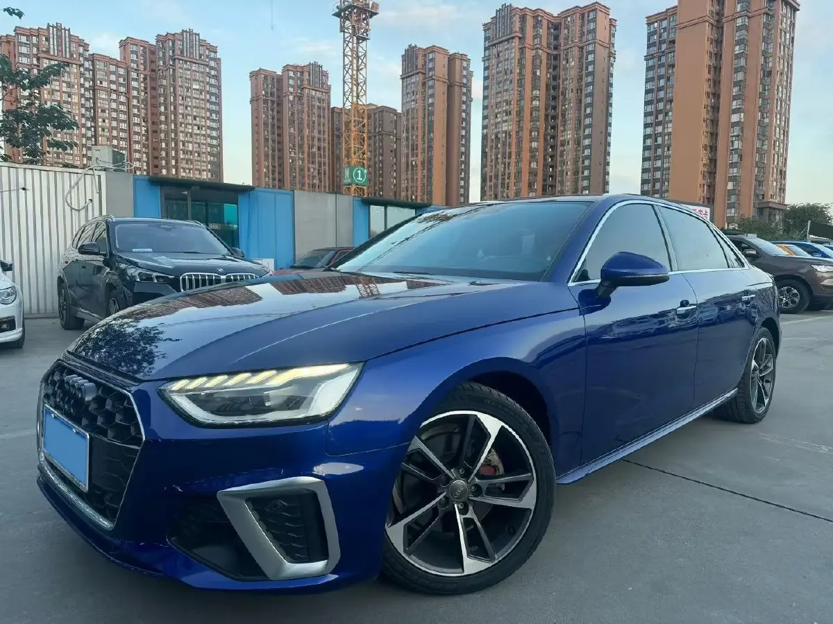 2020 Audi A4L 2.0T 190HP L4 7DCT