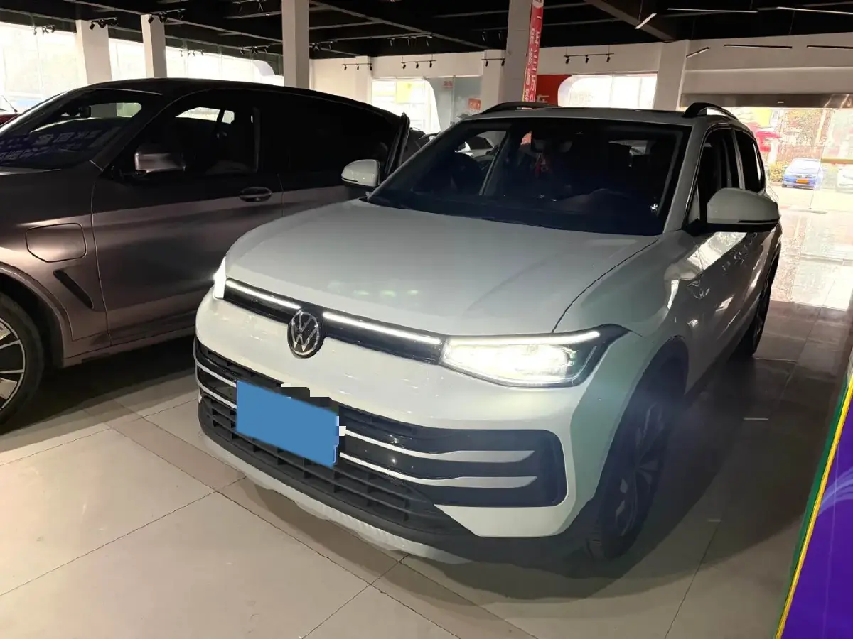 2025 Volkswagen Tharu 1.5L 110HP L4 6AT