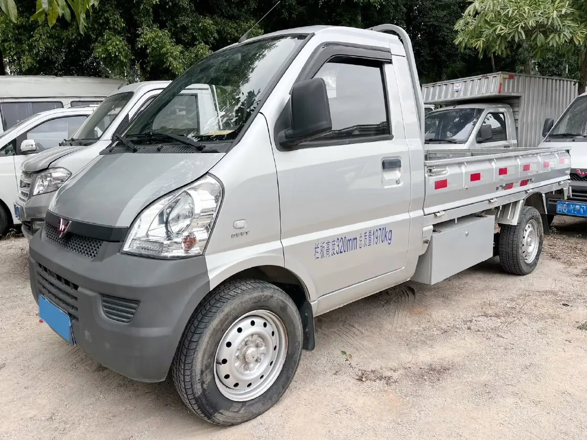 2021 WuLing RongGuang Mini Truck 1.5L 99HP L4 5MT