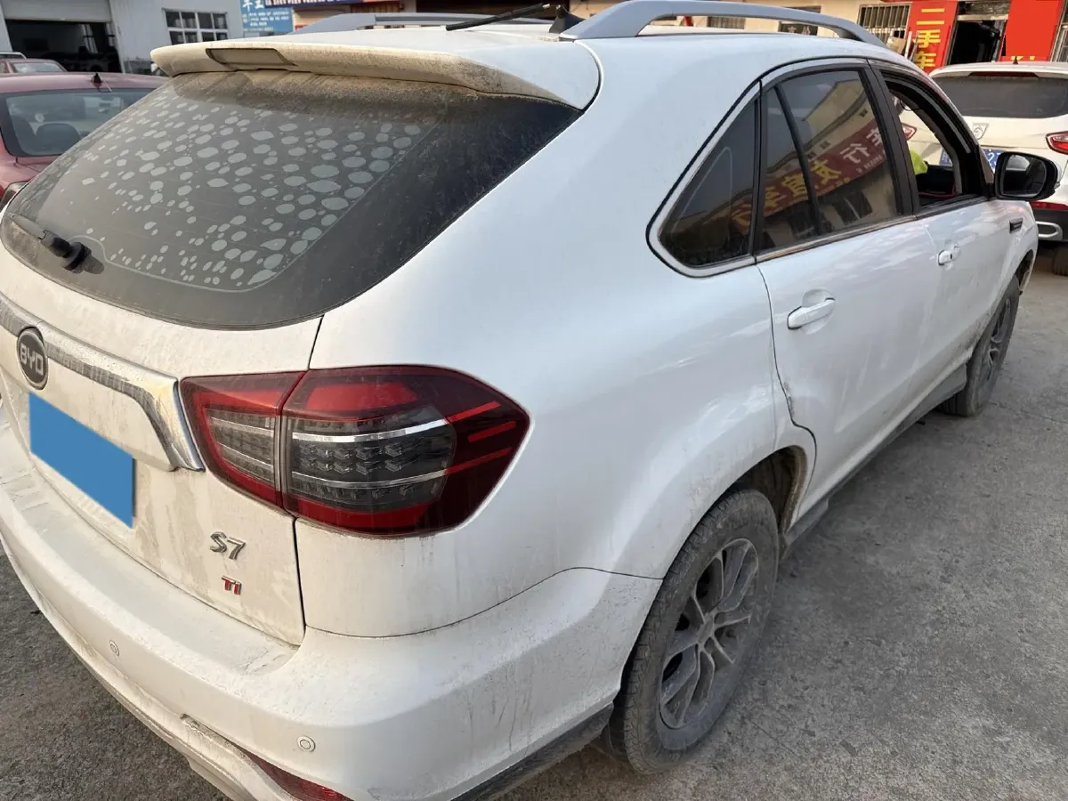 2017 BYD S7 1.5T 154HP L4 6MT,autocango,china used car exporter,china ev exporter,chinese used car exporter,chinese used ev exporter