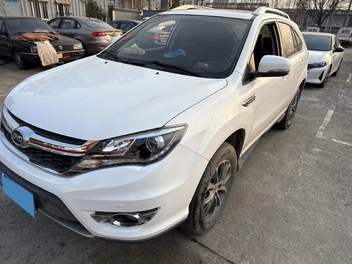 2017 BYD S7 1.5T 154HP L4 6MT,autocango,china used car exporter,china ev exporter,chinese used car exporter,chinese used ev exporter